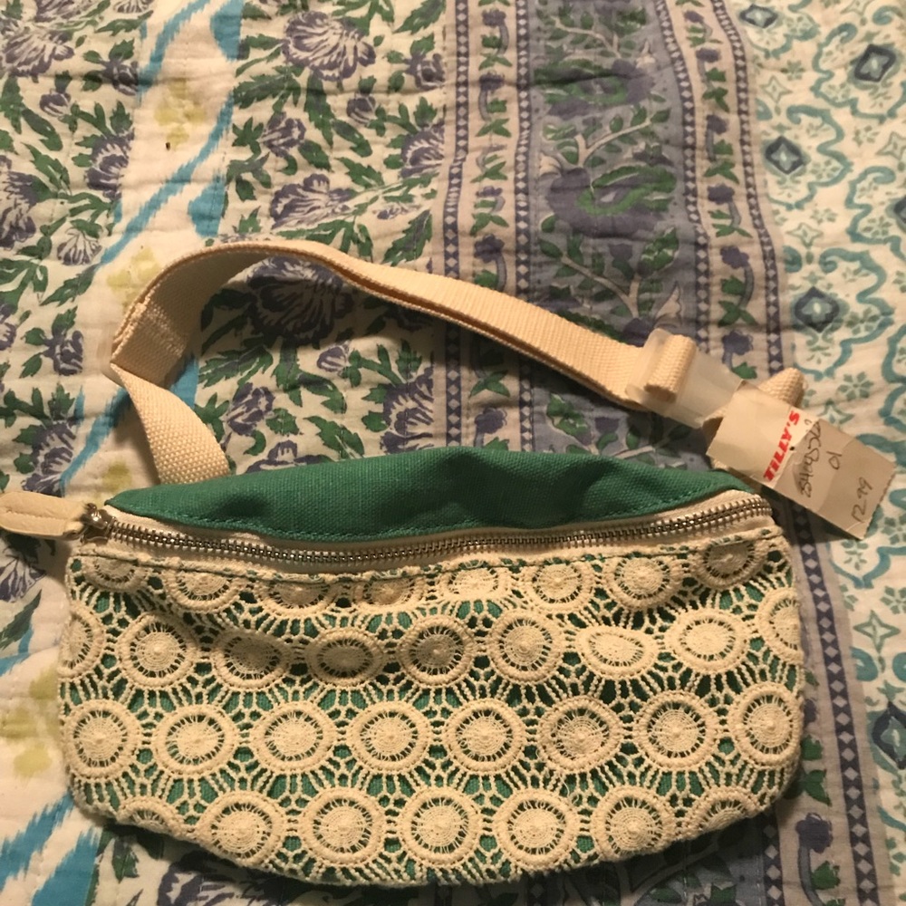 Tilly’s fanny pack